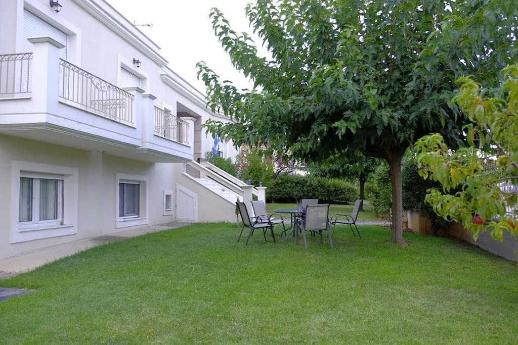 Vintage Garden House Villa